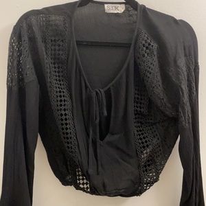 Detailed black blouse